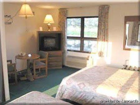 Rainbow Motel New London Quarto foto